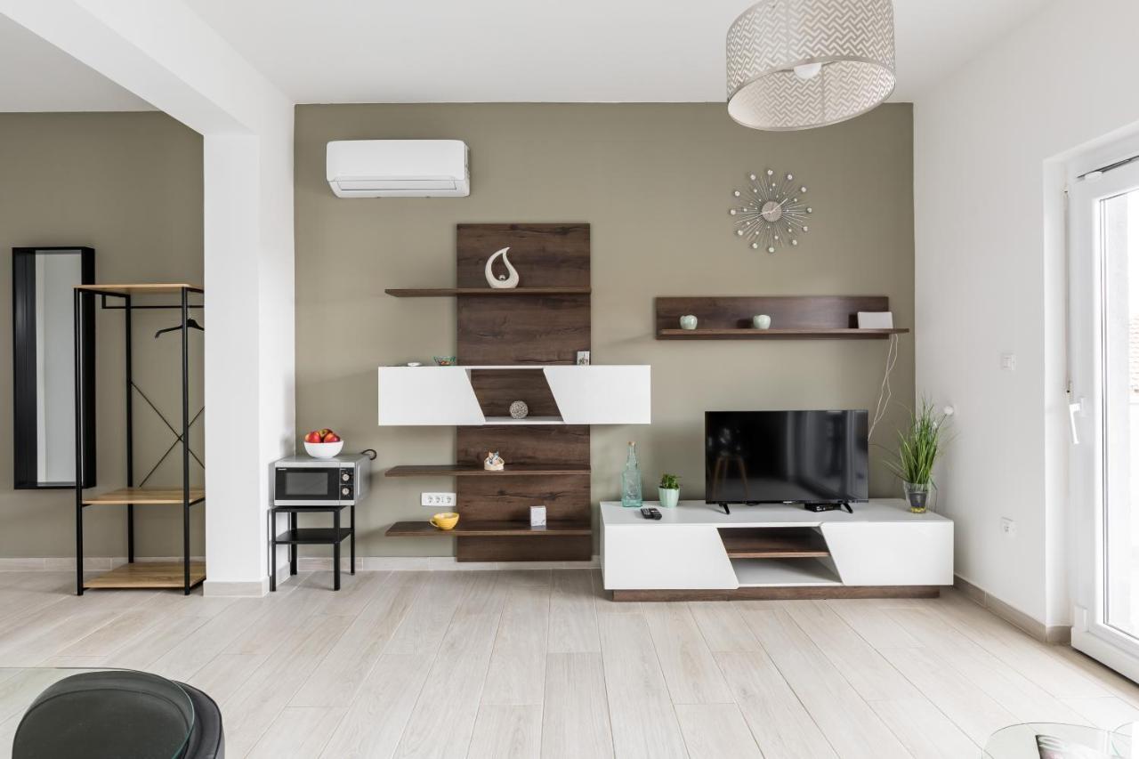 Apartments Villa Salona Sky מראה חיצוני תמונה