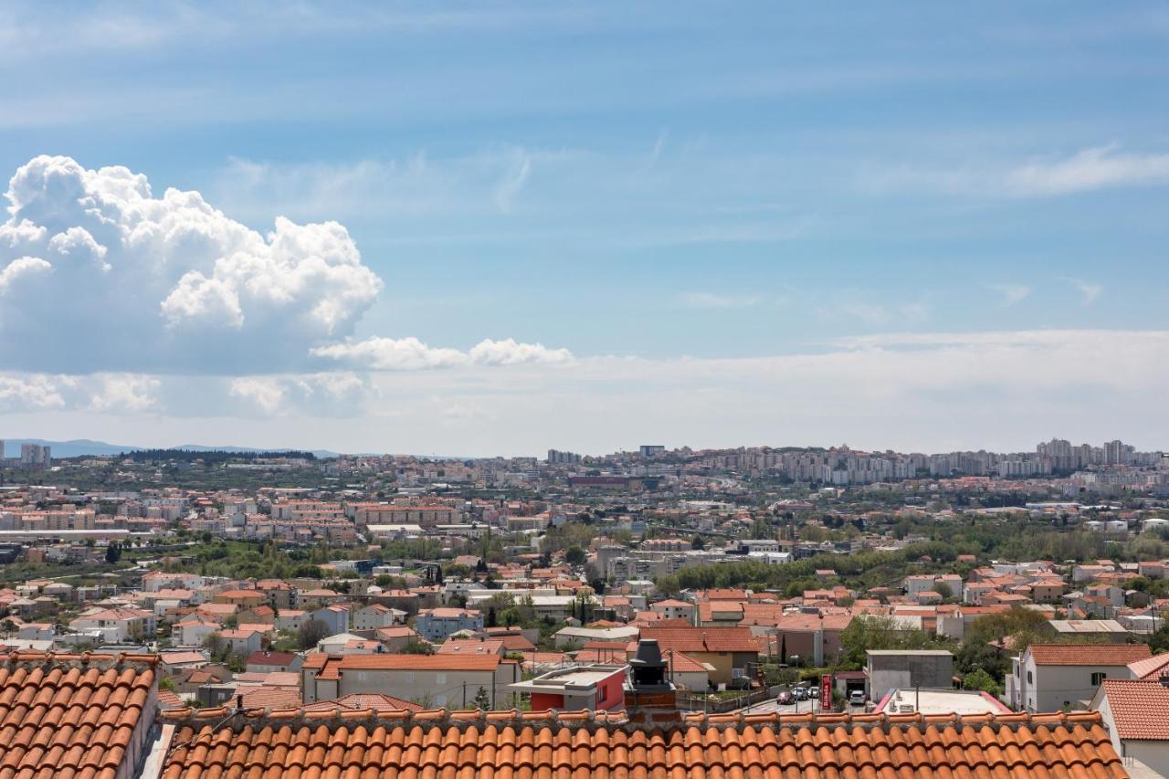 Apartments Villa Salona Sky מראה חיצוני תמונה