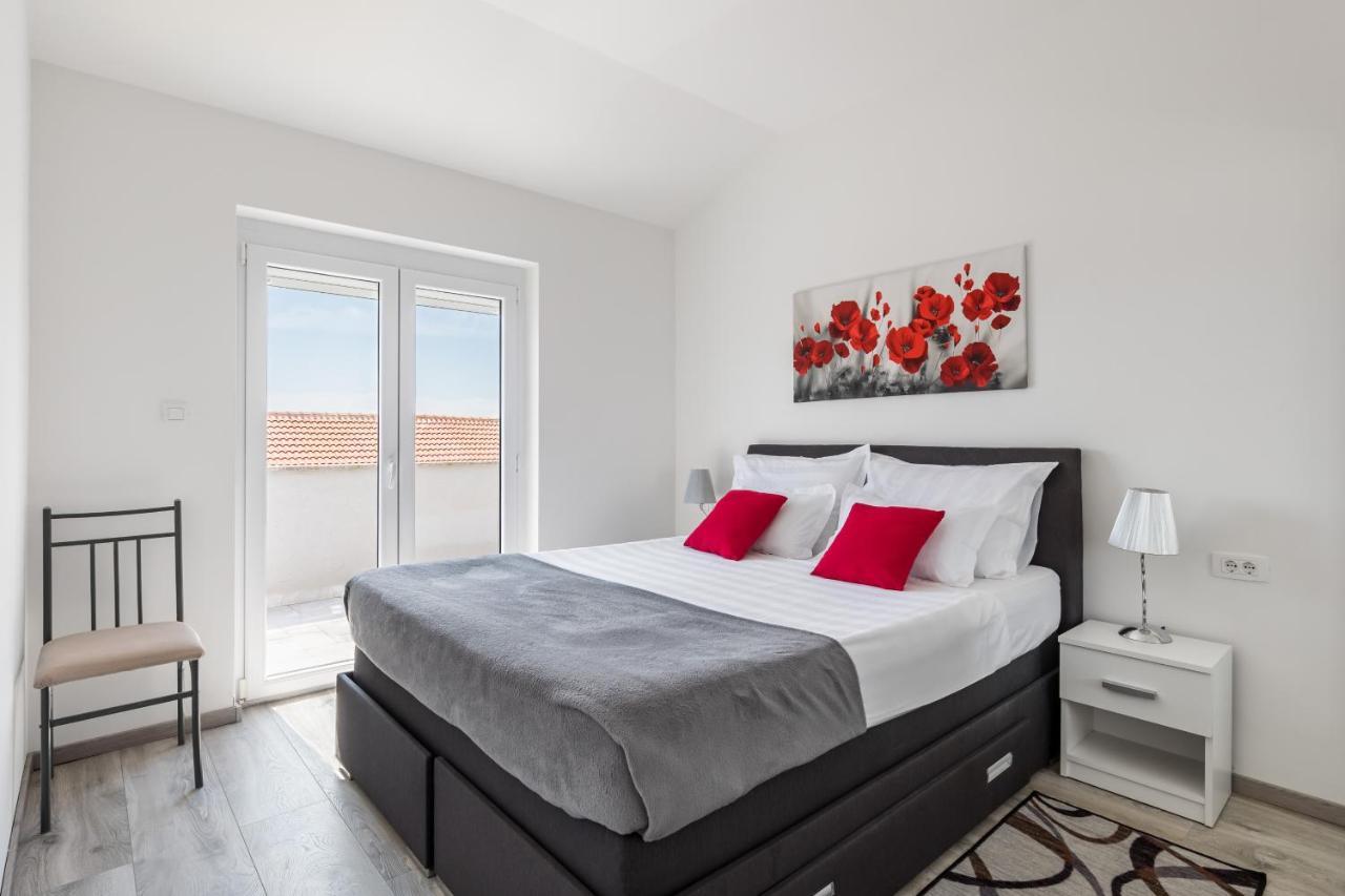 Apartments Villa Salona Sky מראה חיצוני תמונה